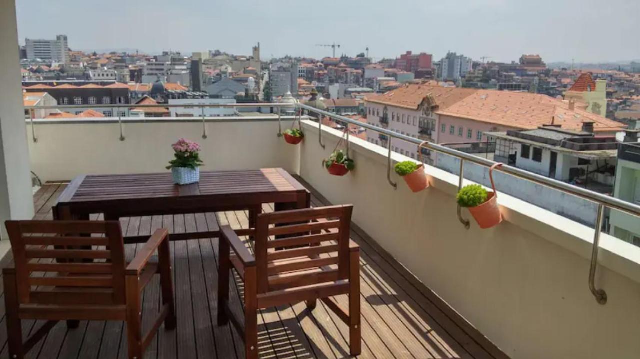 Unique Penthouse Porto Near Livaria Lello - 40M2 Terrace And Free Parking Exterior photo